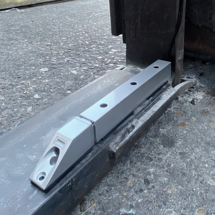 Forklift 1080P Camera System with 7inch LCD! Can use up to 2 Cams, Perfect for Forklifts, Built-in Magnet on Camera!